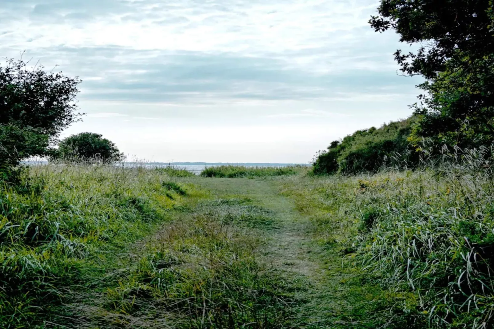 Luxe retraite met zwembad -- By Traum Ferienwohnungen-Waterzicht