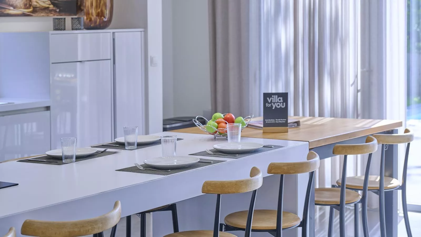 Maison Oscar-Eetkamer