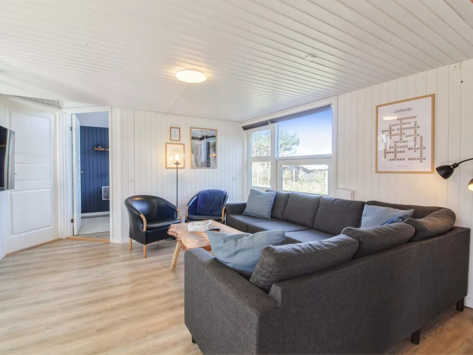 "Yessica" - 300m from the sea-Binnen