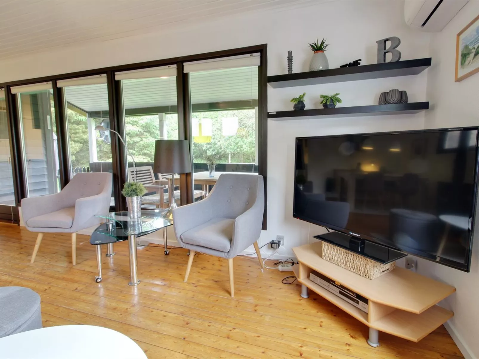 "Hannu" - 900m from the sea-Binnen