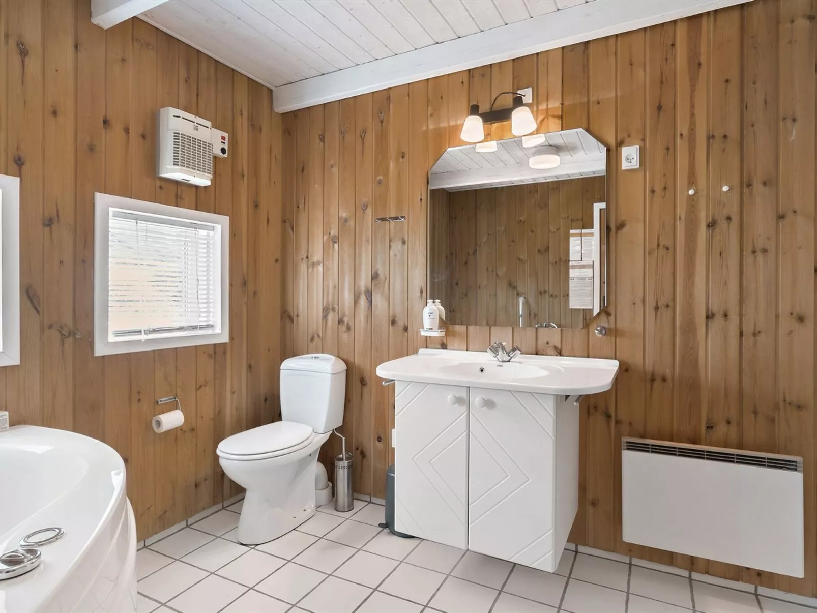 "Solvejg" - 150m from the sea-Binnen