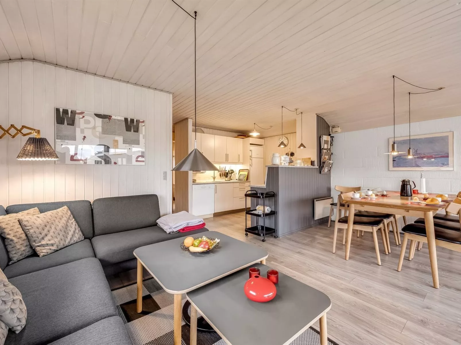 "Safina" -  from the sea-Binnen