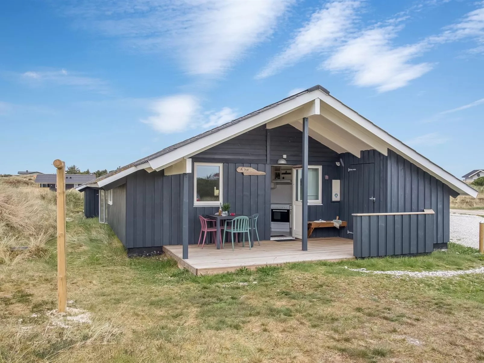 "Estella" - 500m to the fjord-Buiten