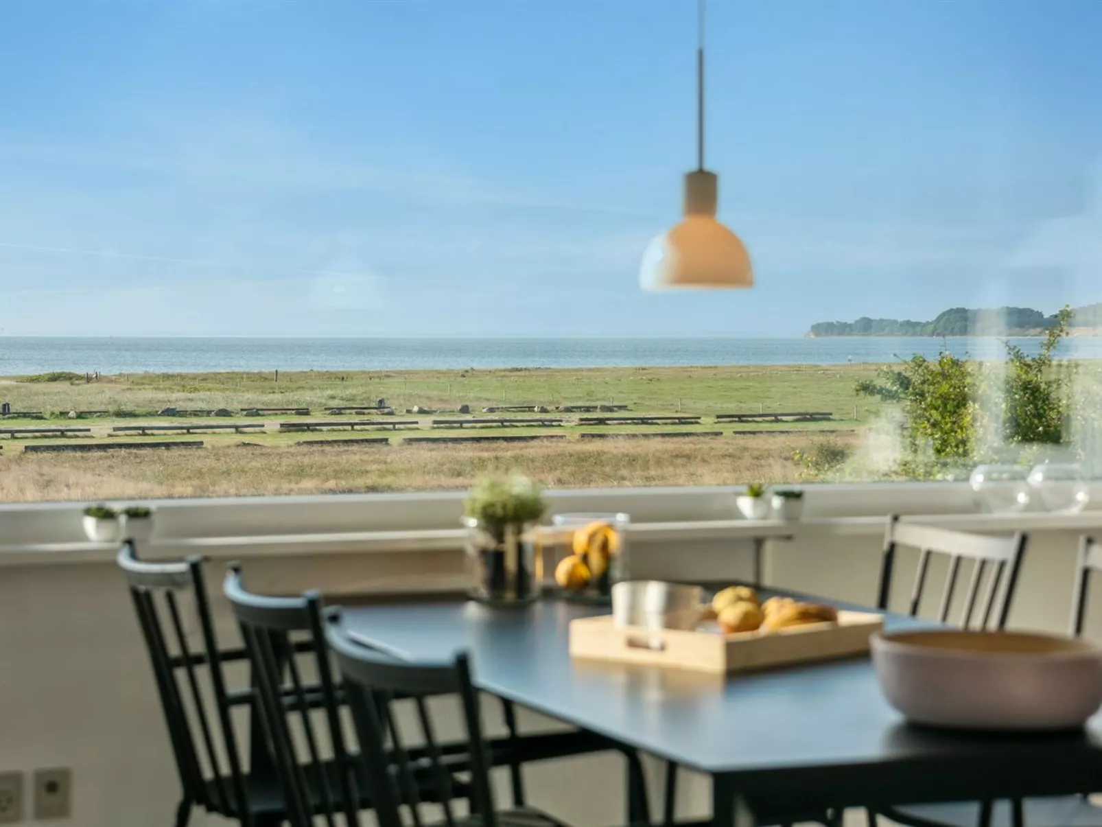 "Kaapo" - 300m from the sea-Binnen