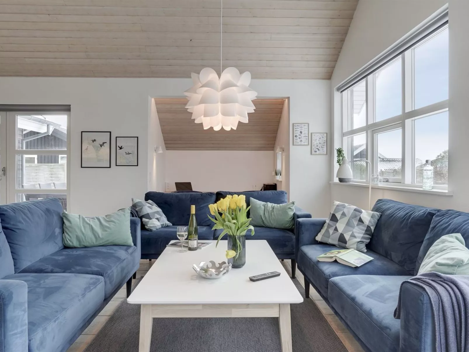 "Thorwith" - 150m from the sea-Binnen