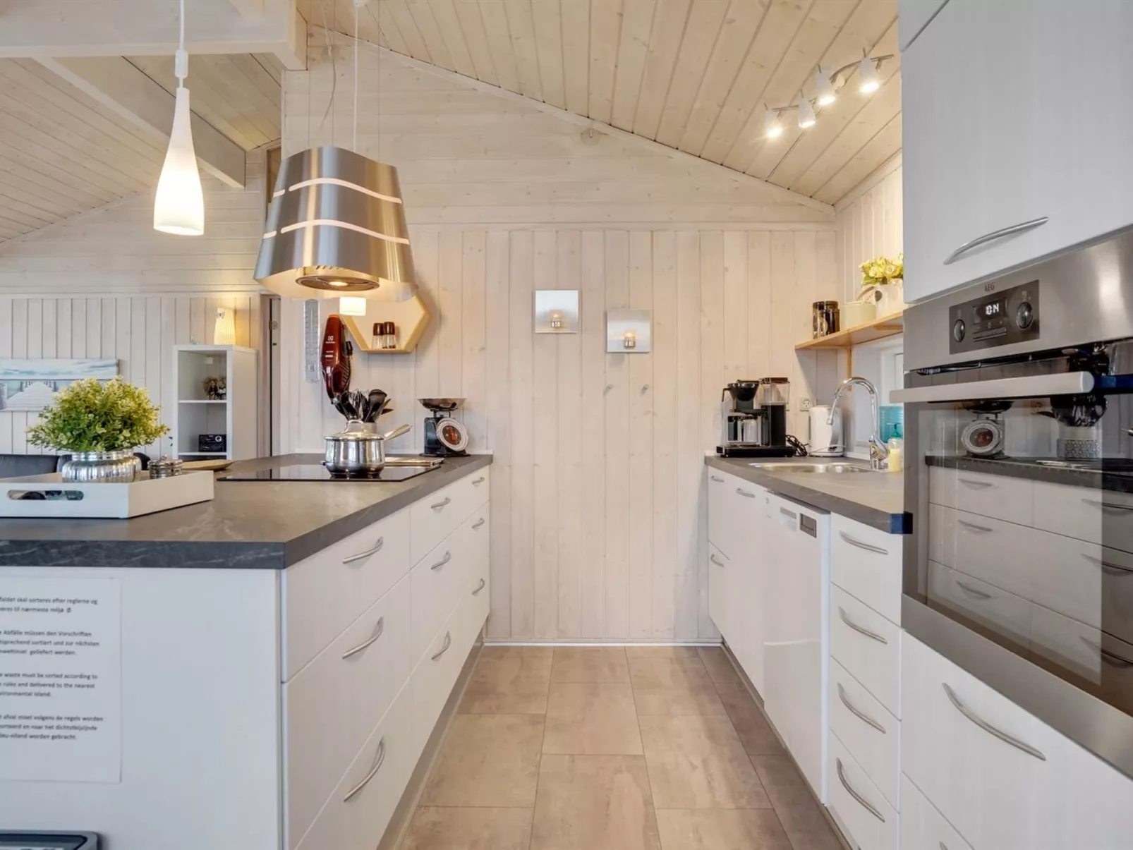 "Stefanka" - 600m from the sea-Binnen