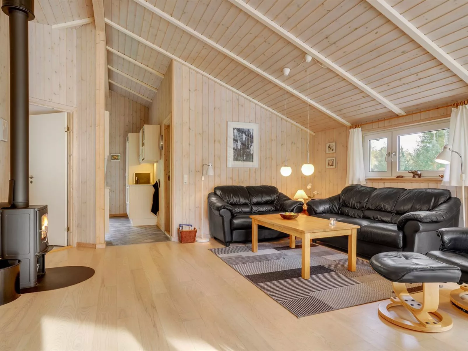 "Thomasine" - 1.5km from the sea-Binnen