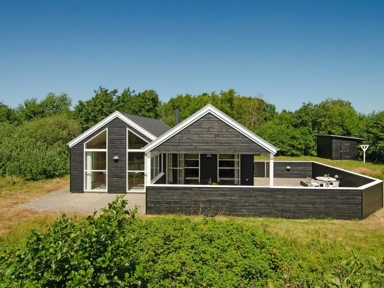 "Erich" - 1.8km from the sea-Buiten