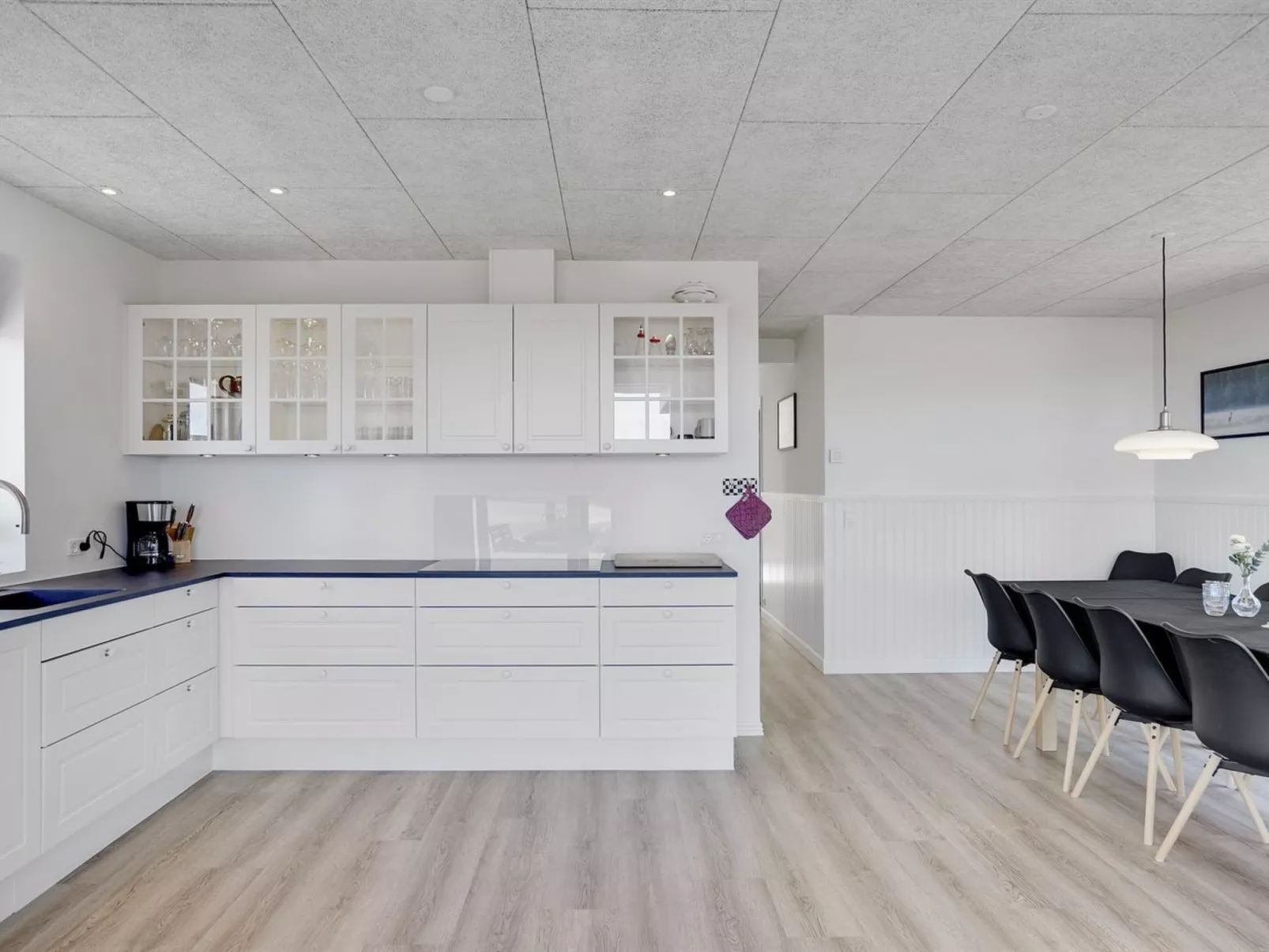 "Alf" - 200m from the sea-Binnen