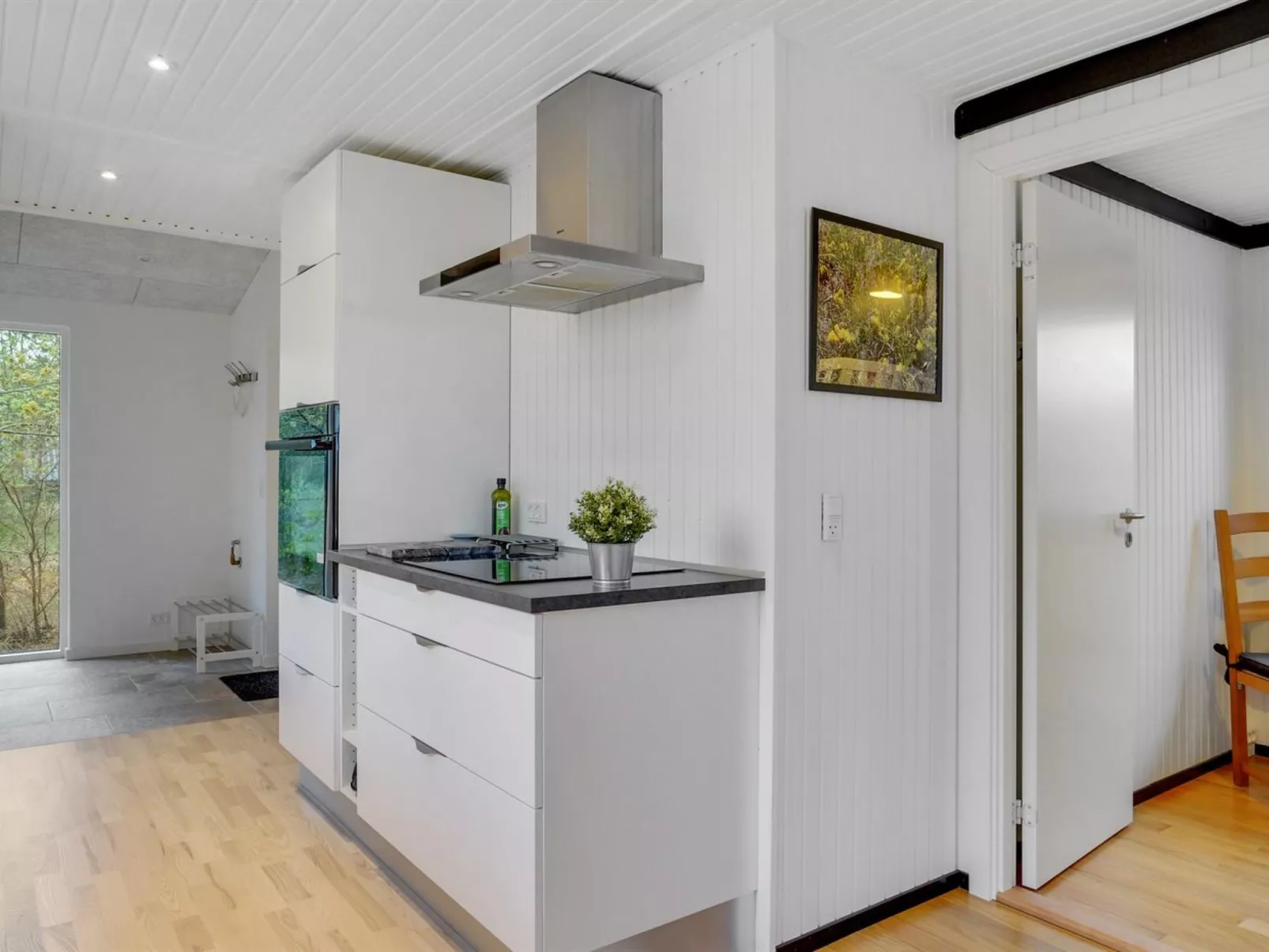 "Djuna" - 200m from the sea-Binnen