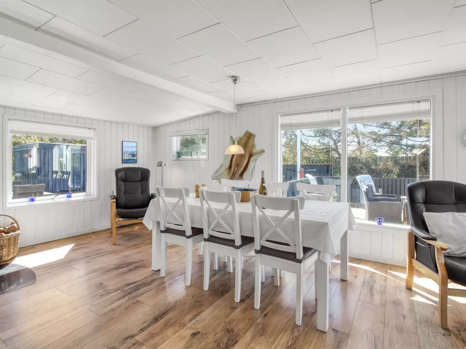 "Daren" - 600m from the sea-Binnen