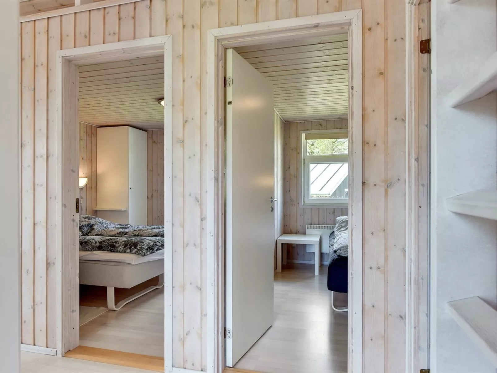 "Enja" - 150m from the sea-Binnen