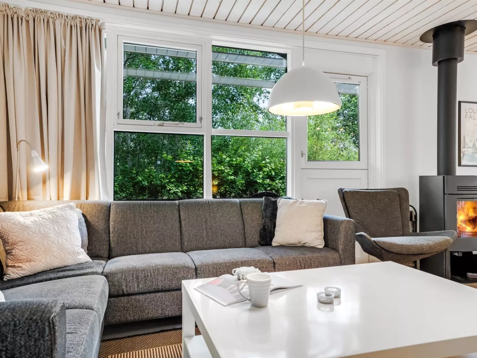 "Torsten" - 30m from the sea-Binnen