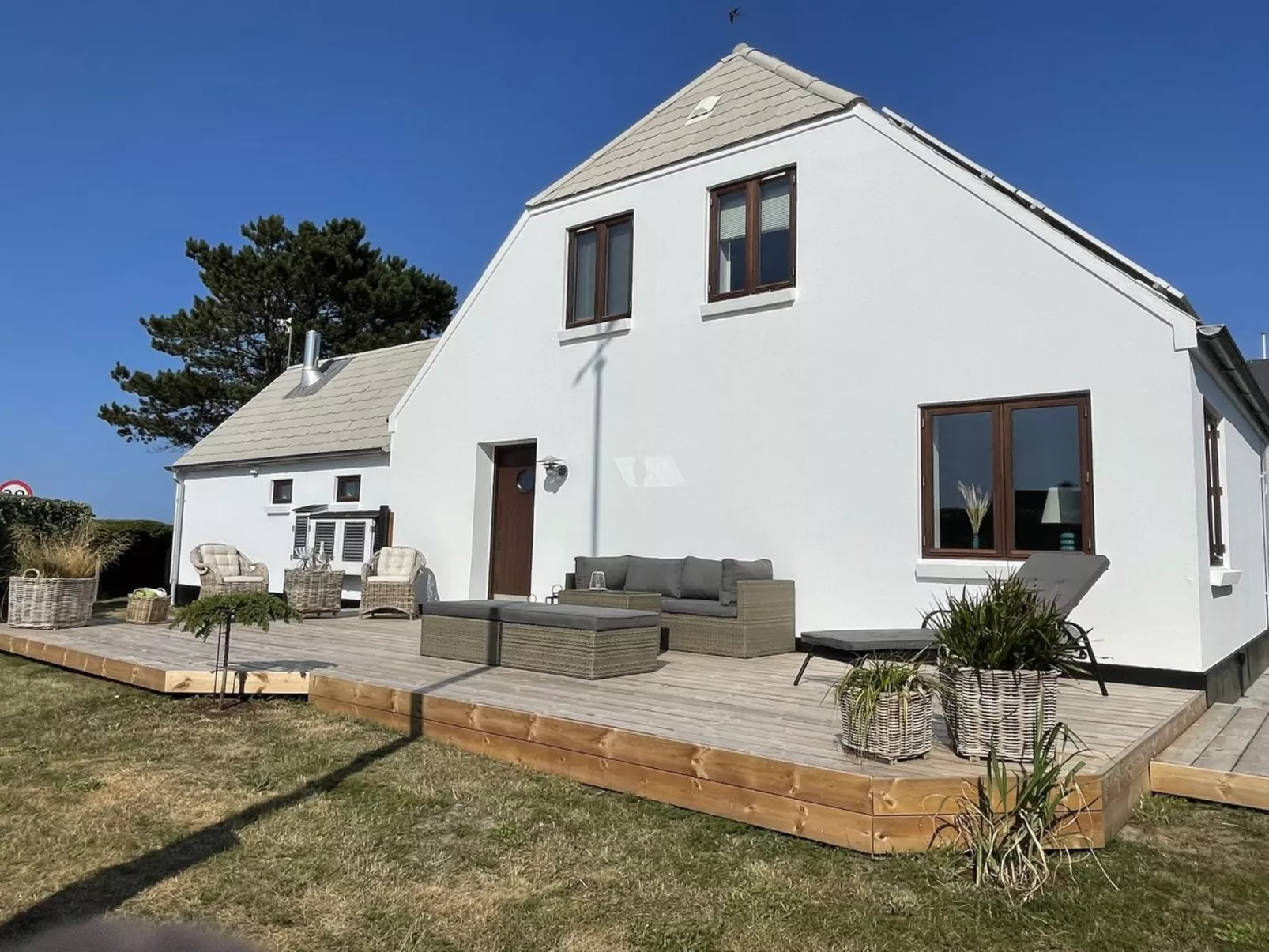 "Eivi" - 150m from the sea-Buiten