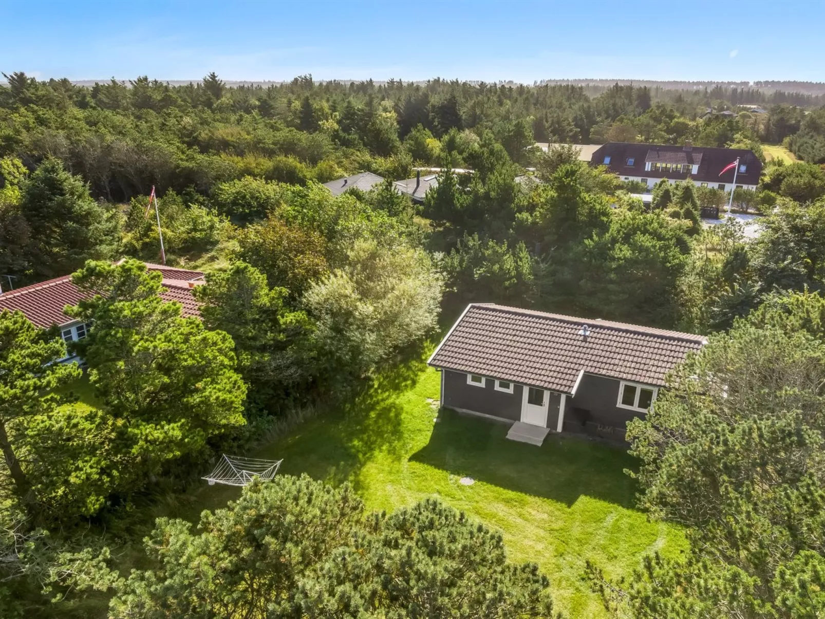 "Lökea" - 800m from the sea-Buiten