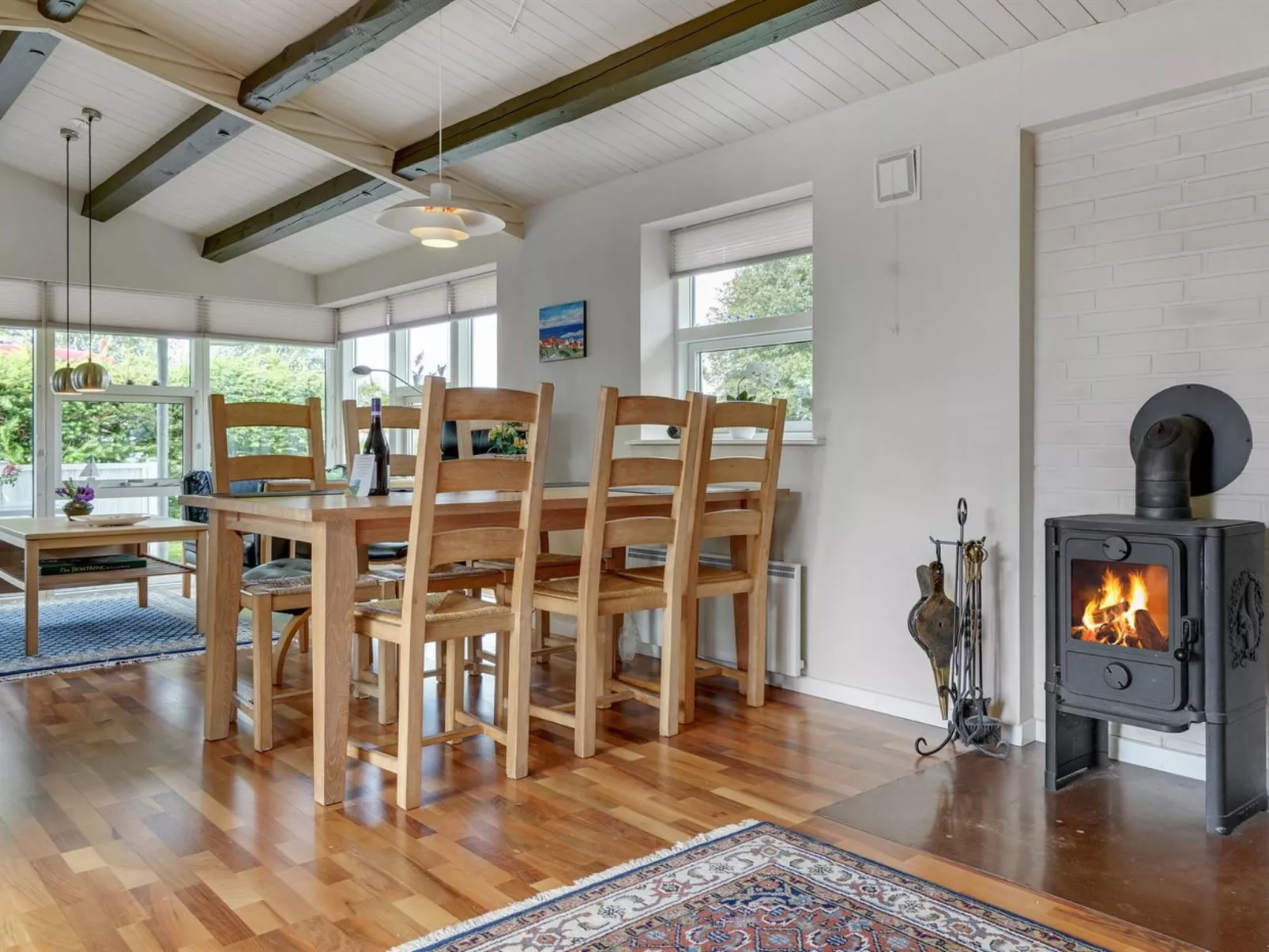 "Gull" - 150m from the sea-Binnen