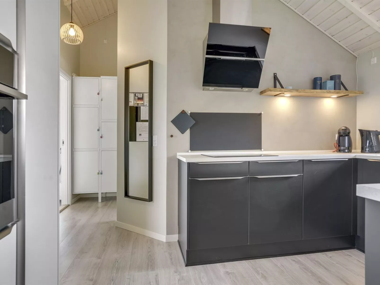 "Ina" - 1.2km from the sea-Binnen