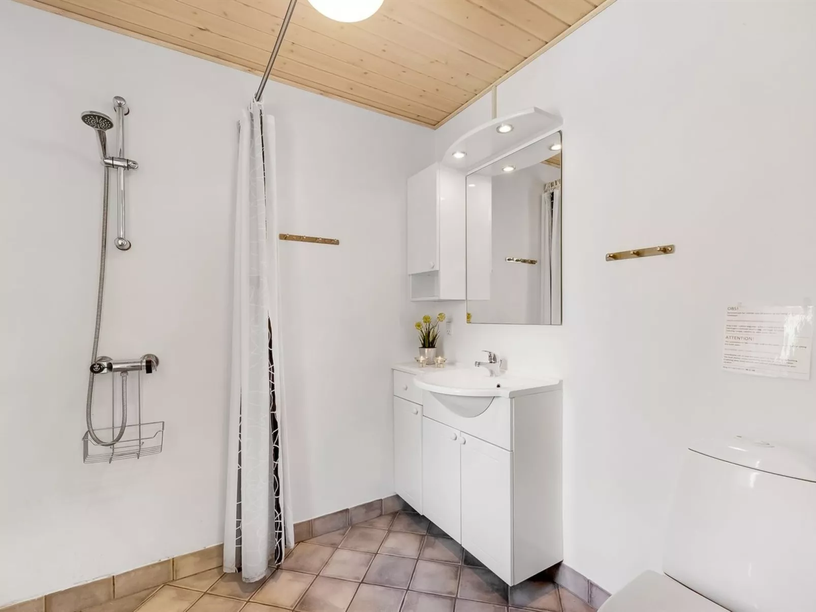 "Mirva" - 800m to the fjord-Binnen