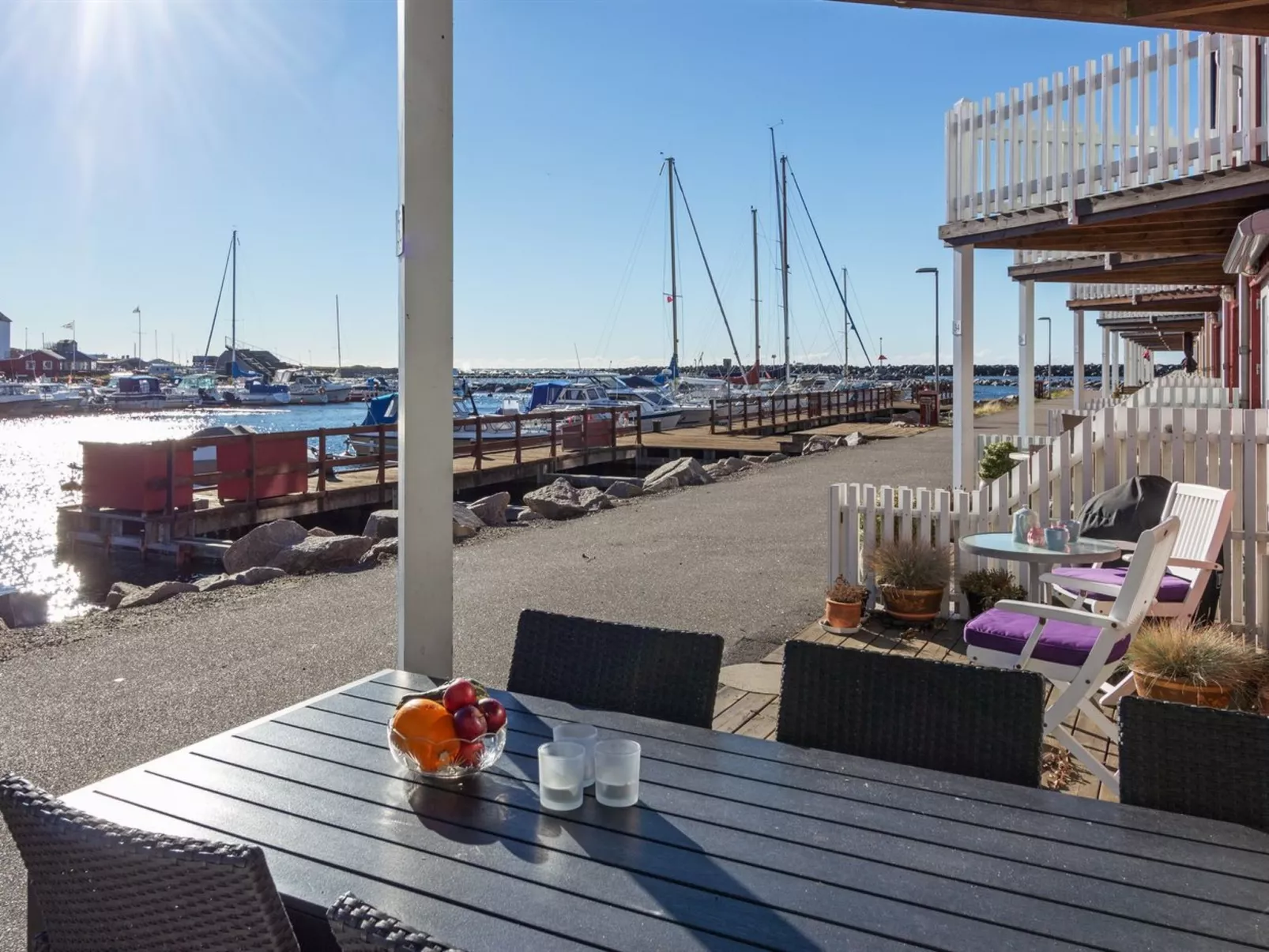 "Halldora" - 10m from the sea-Buiten