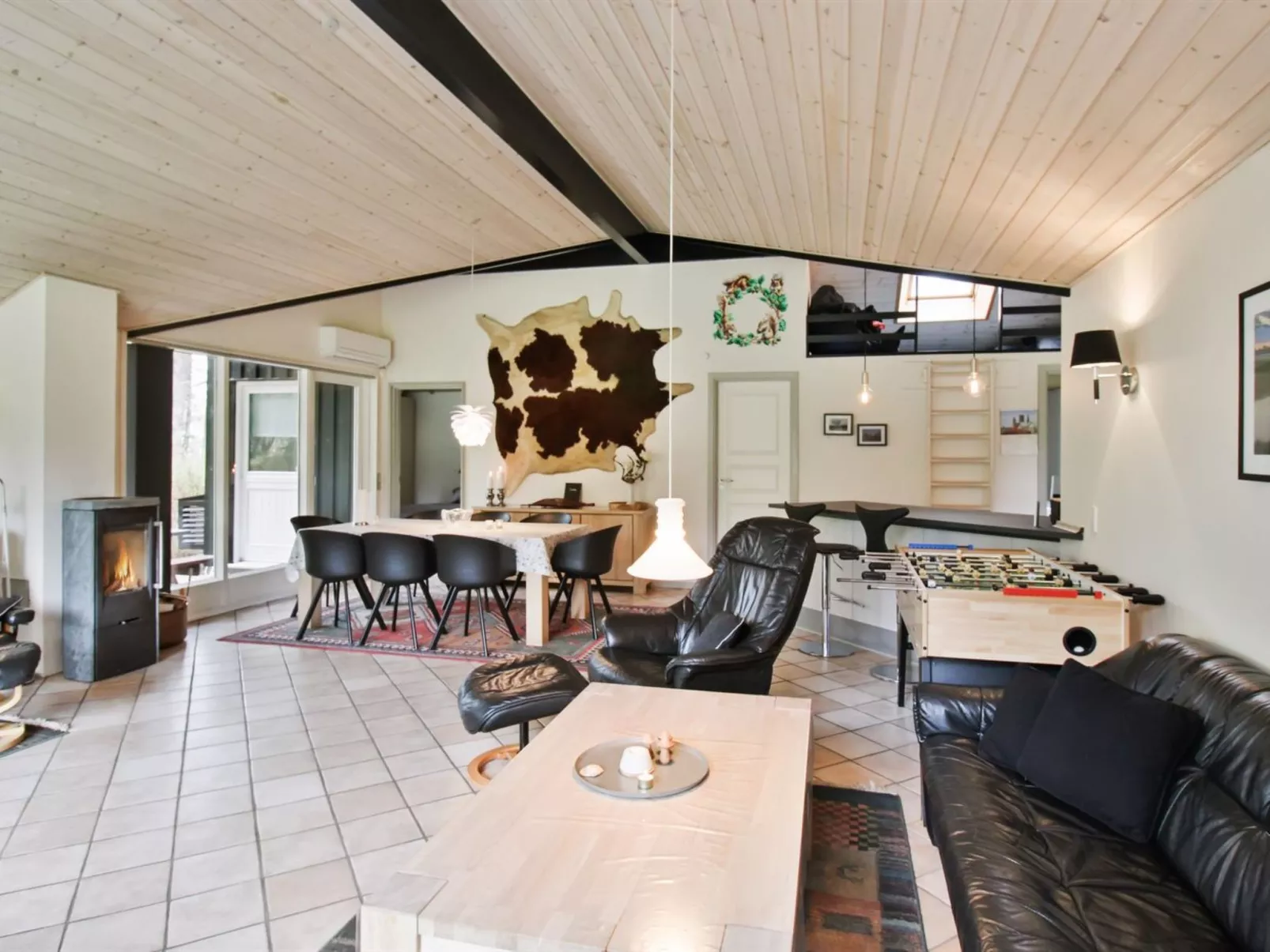 "Sora" - 2km from the sea-Binnen