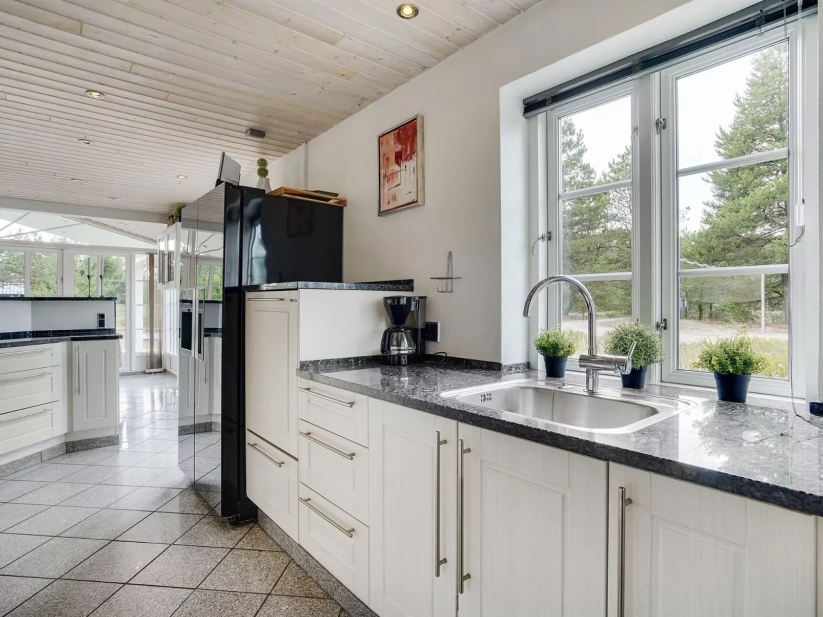 "Nana" - 4km from the sea-Binnen