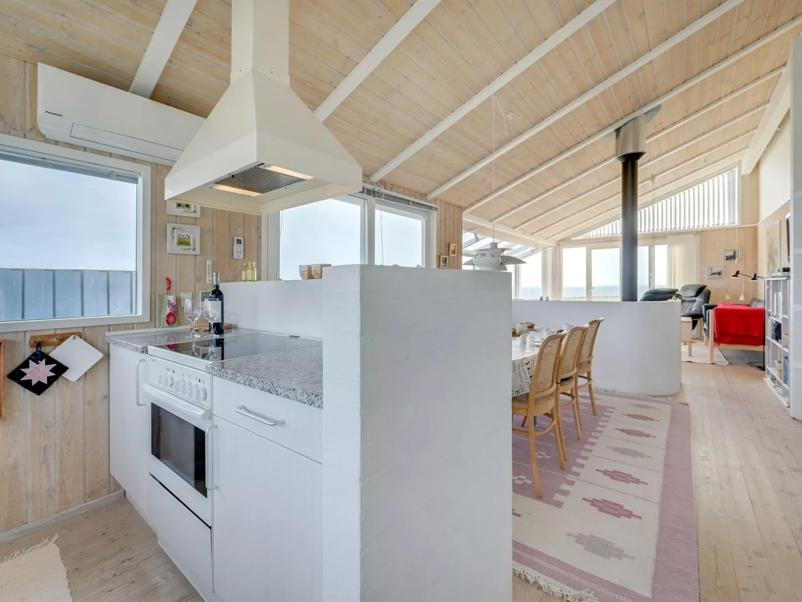 "Rajna" - 95m to the fjord-Binnen