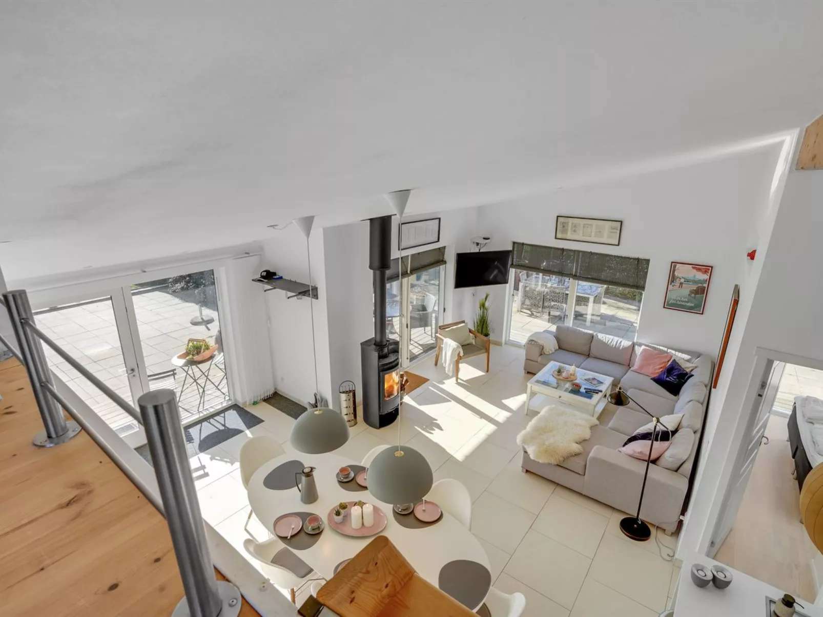 "Biorn" - 70m from the sea-Binnen