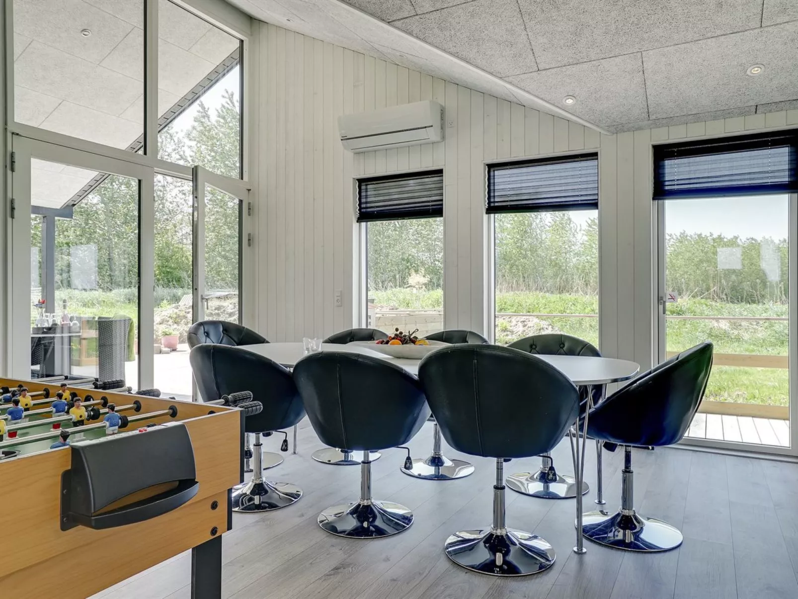 "Aldina" - 1.5km from the sea-Binnen