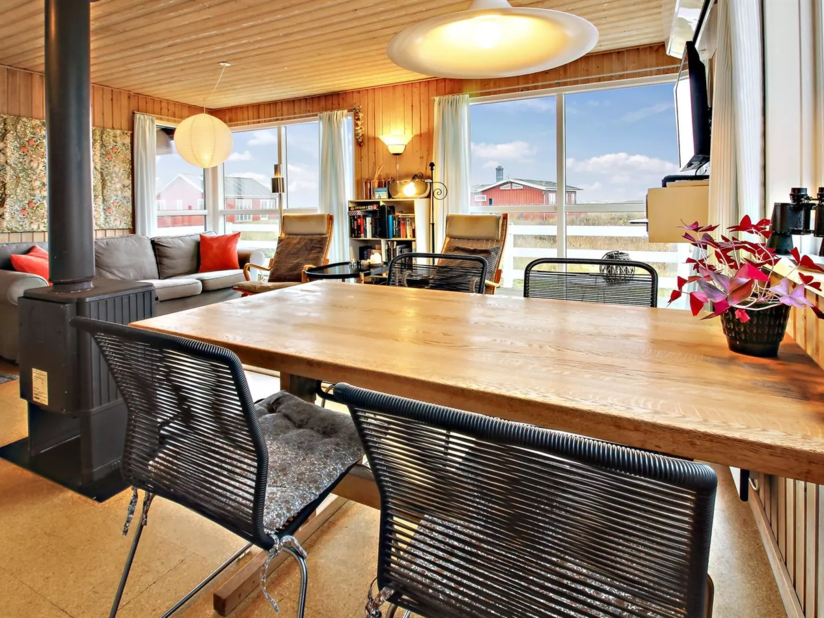 "Blomma" - 350m from the sea-Binnen