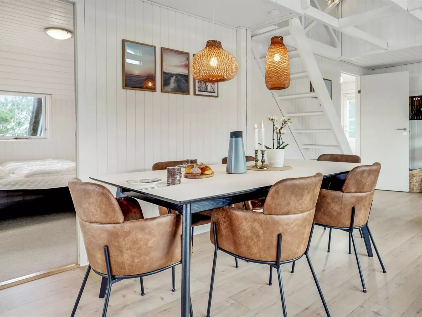 "Edvi" - 1.6km from the sea-Binnen