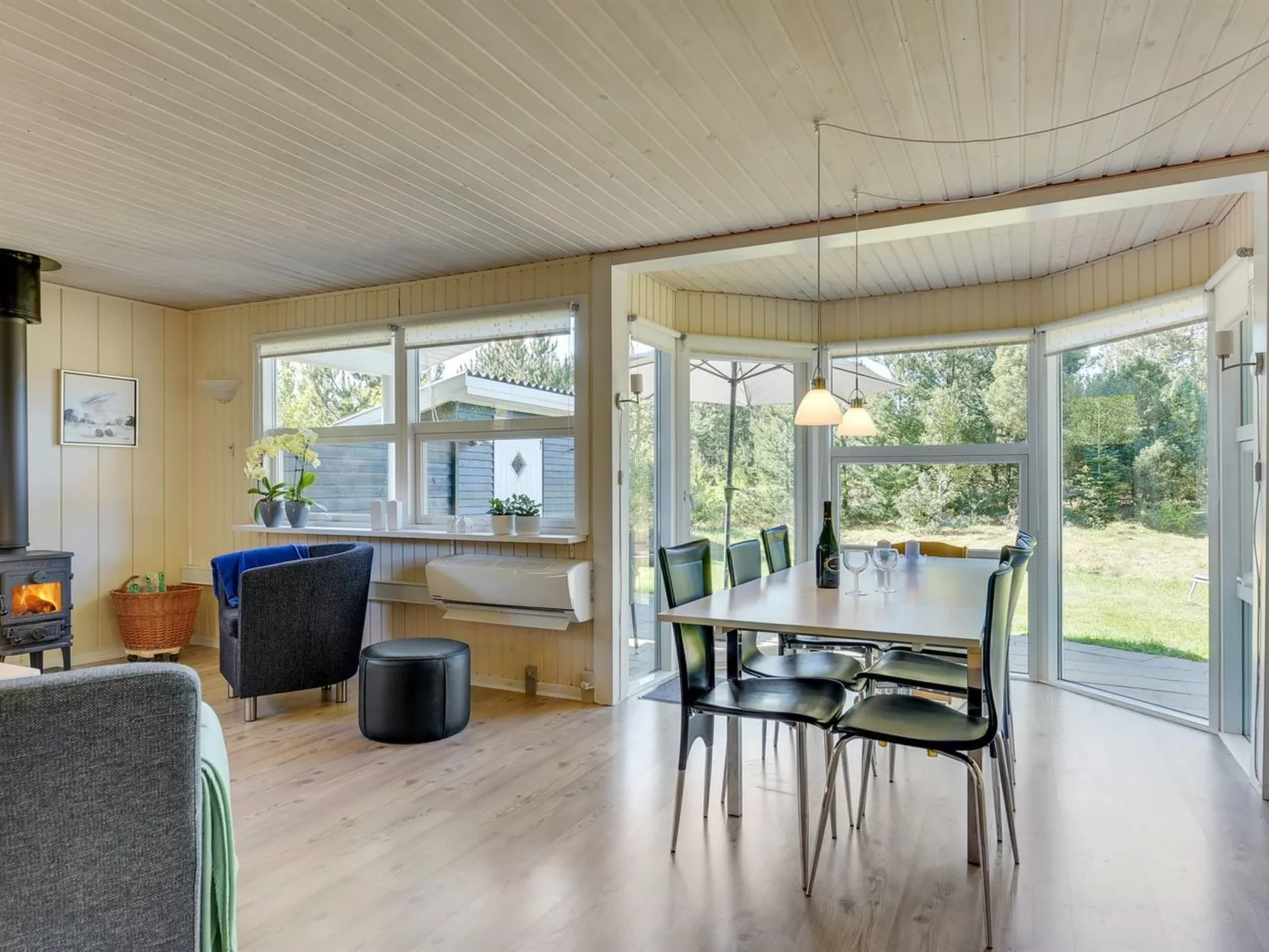 "Bogatin" - 1km from the sea-Binnen