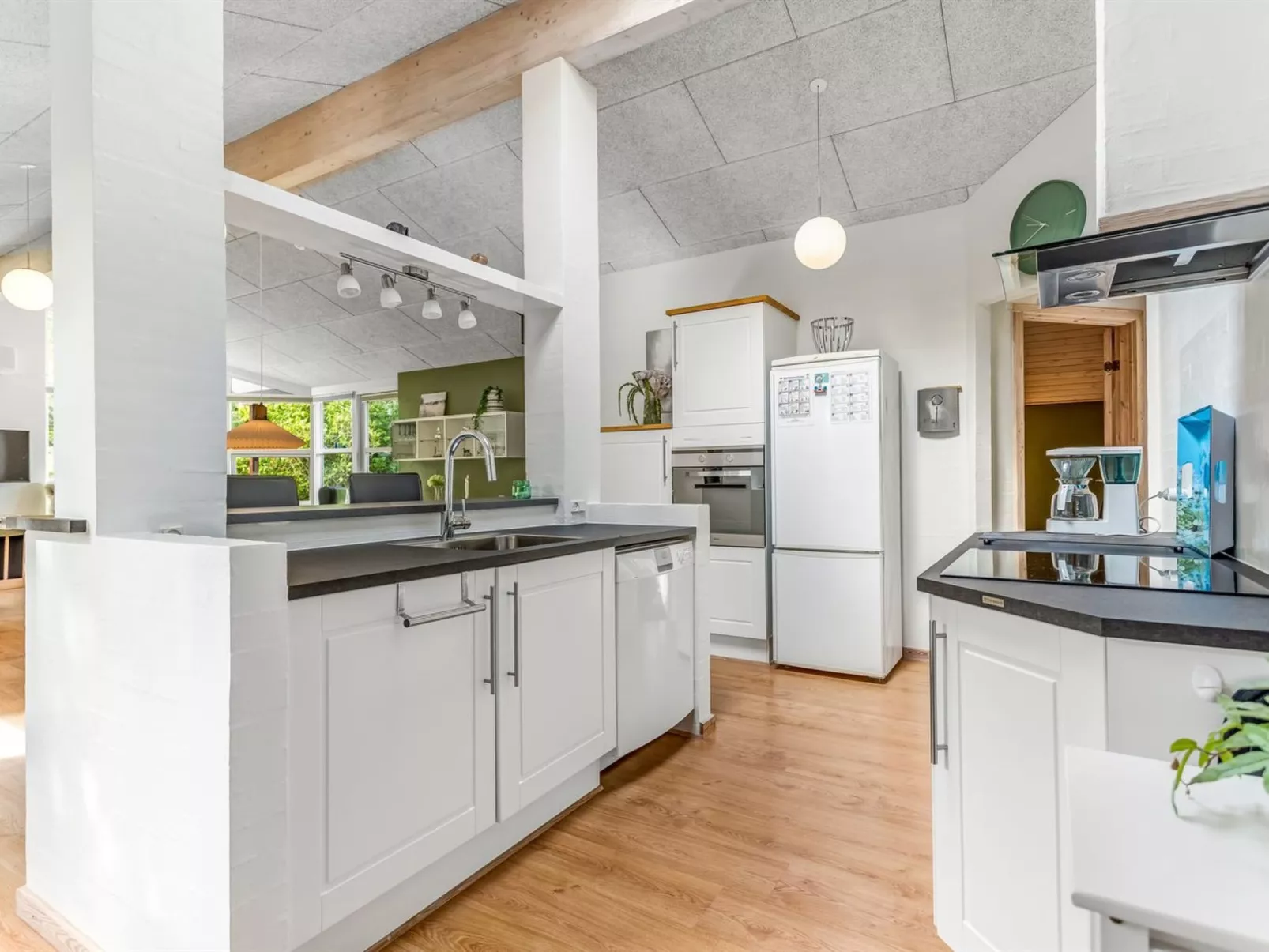 "Coco" - 200m from the sea-Binnen