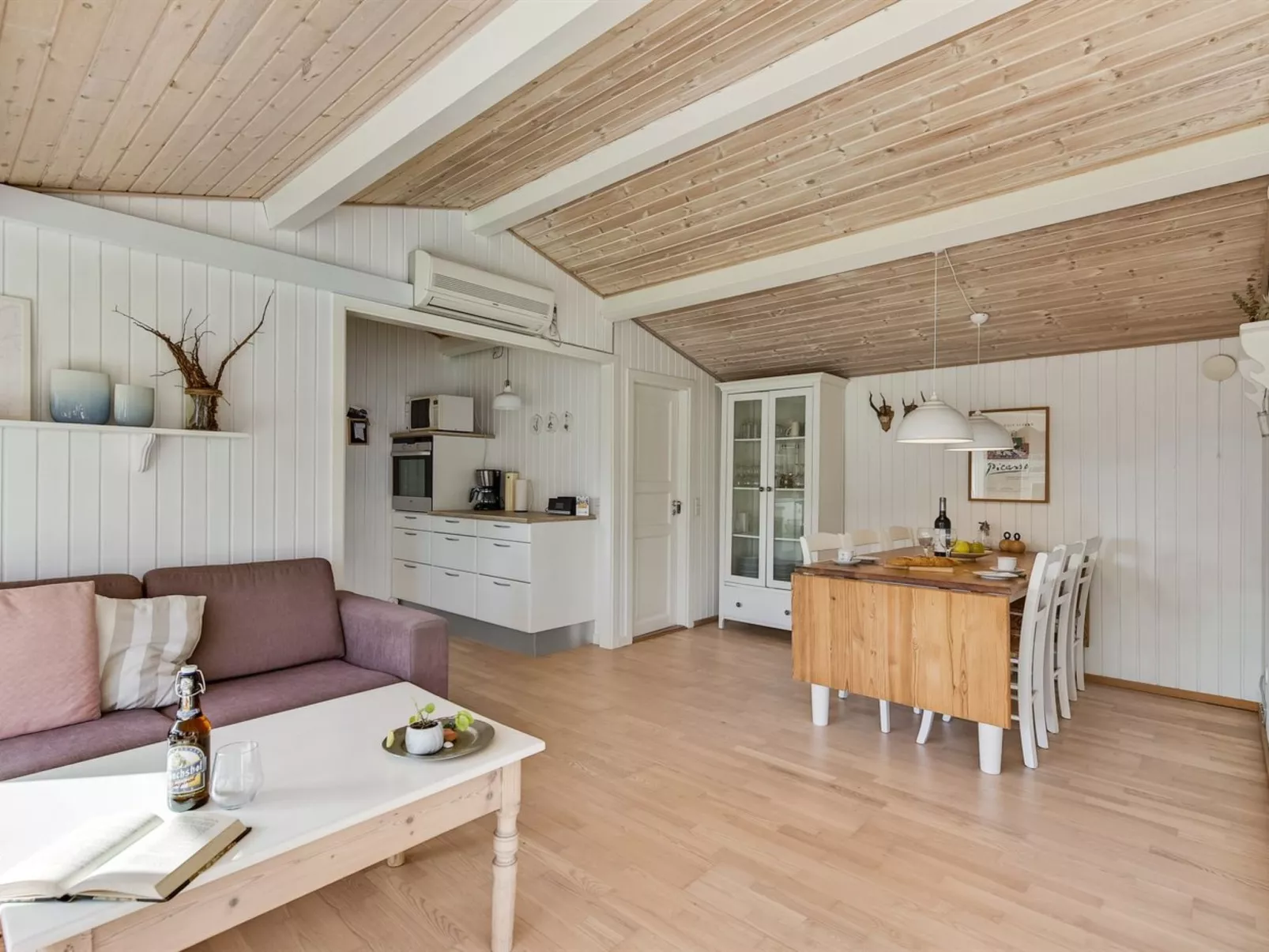 "Florina" - 700m from the sea-Binnen