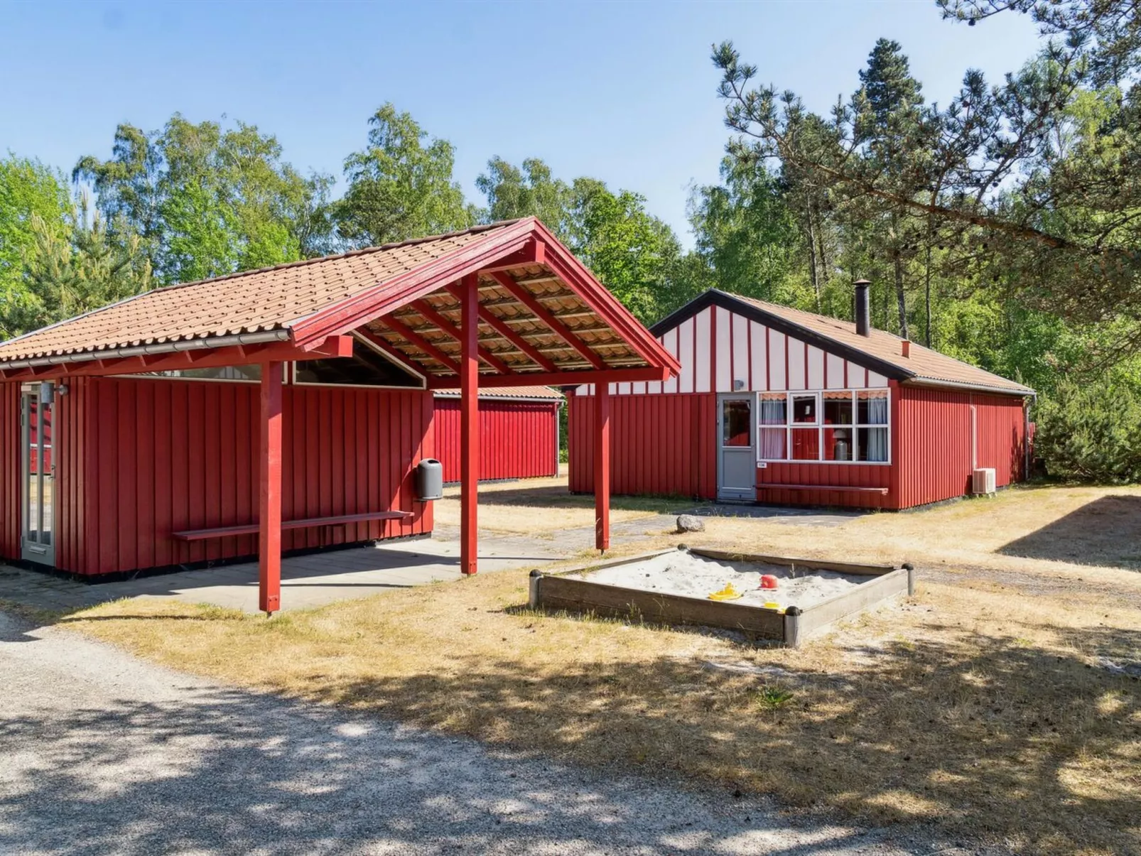 "Ferbine" - 400m from the sea-Buiten