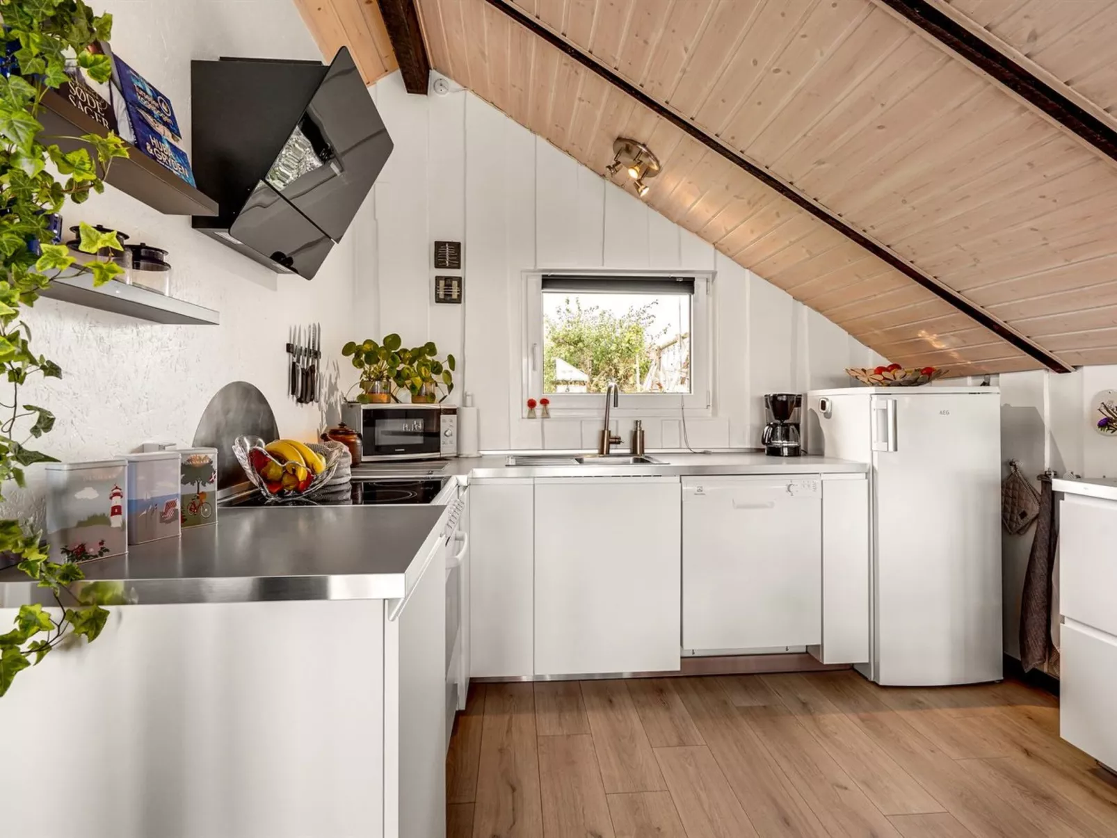 "Josef" - 500m from the sea-Binnen