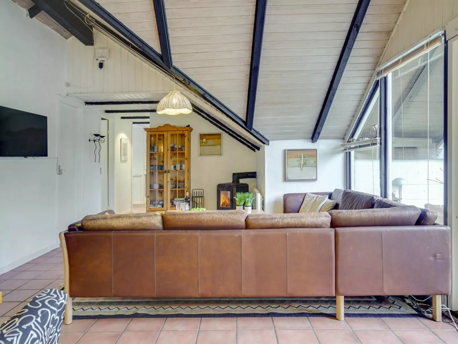 "Arnfin" - 160m from the sea-Binnen