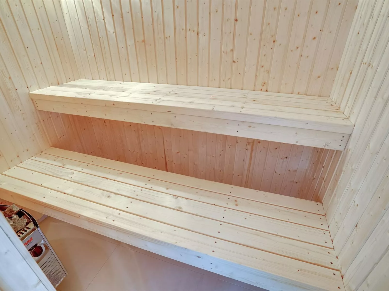 "Helli" - 650m from the sea-Binnen