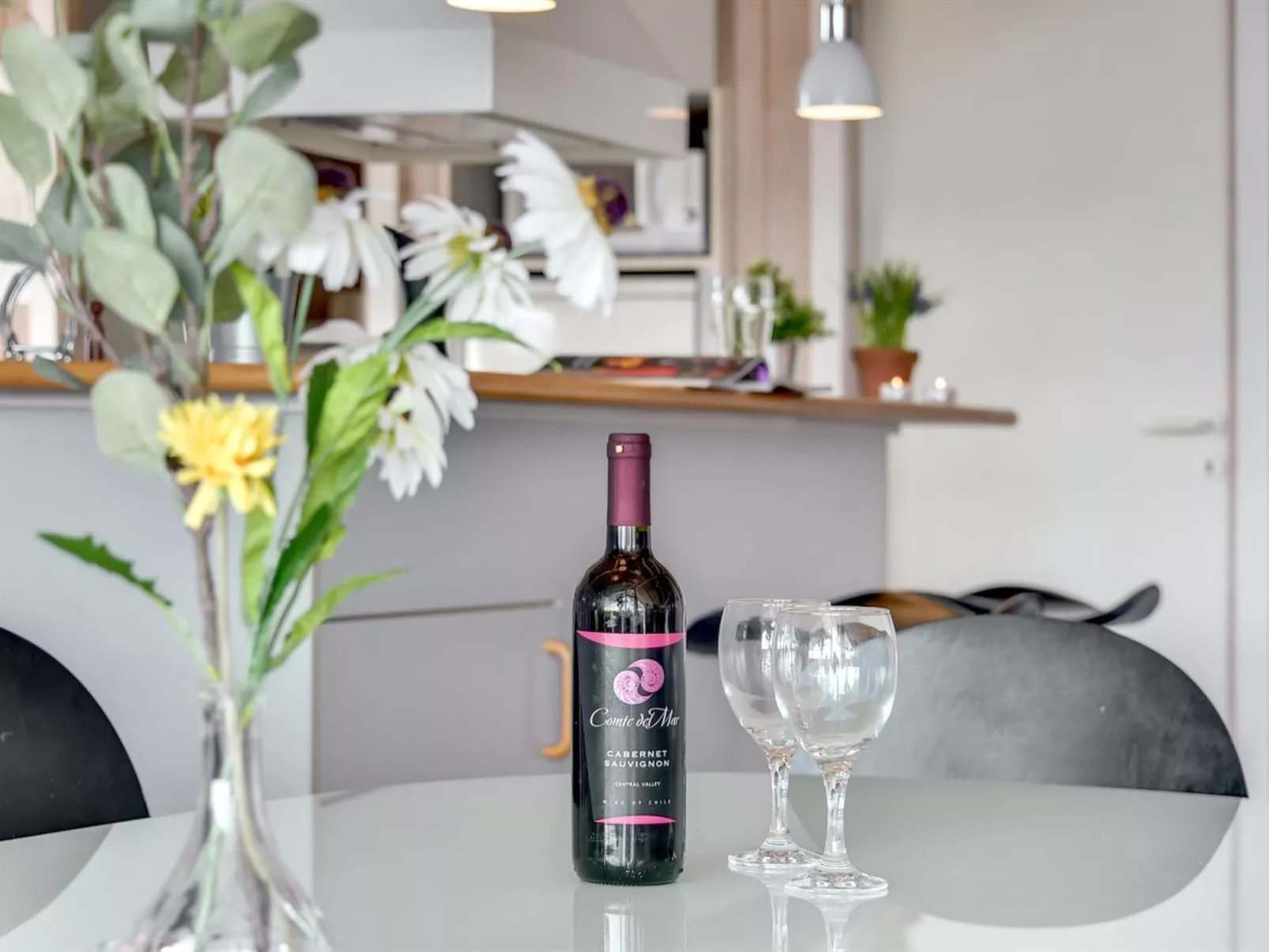 "Hera" - 200m from the sea-Binnen