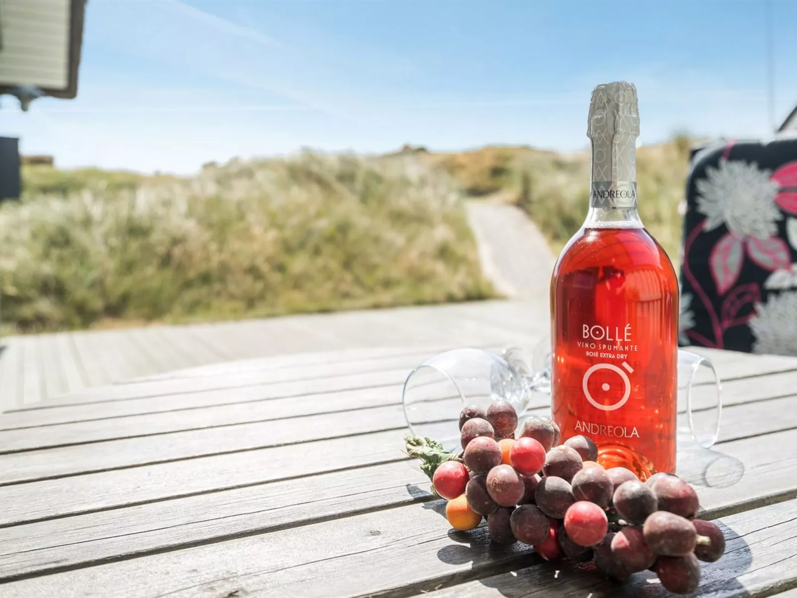 "Inra" - 400m from the sea-Buiten