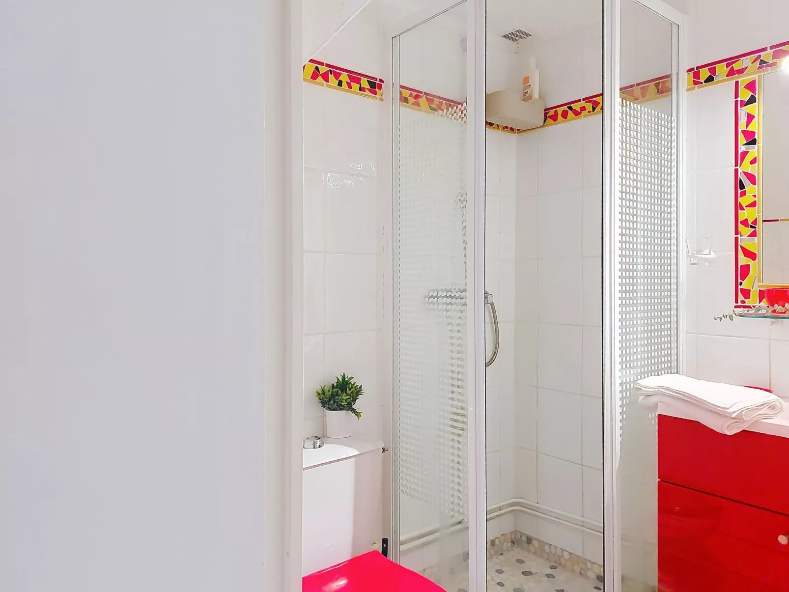 Les Amandines-Binnen