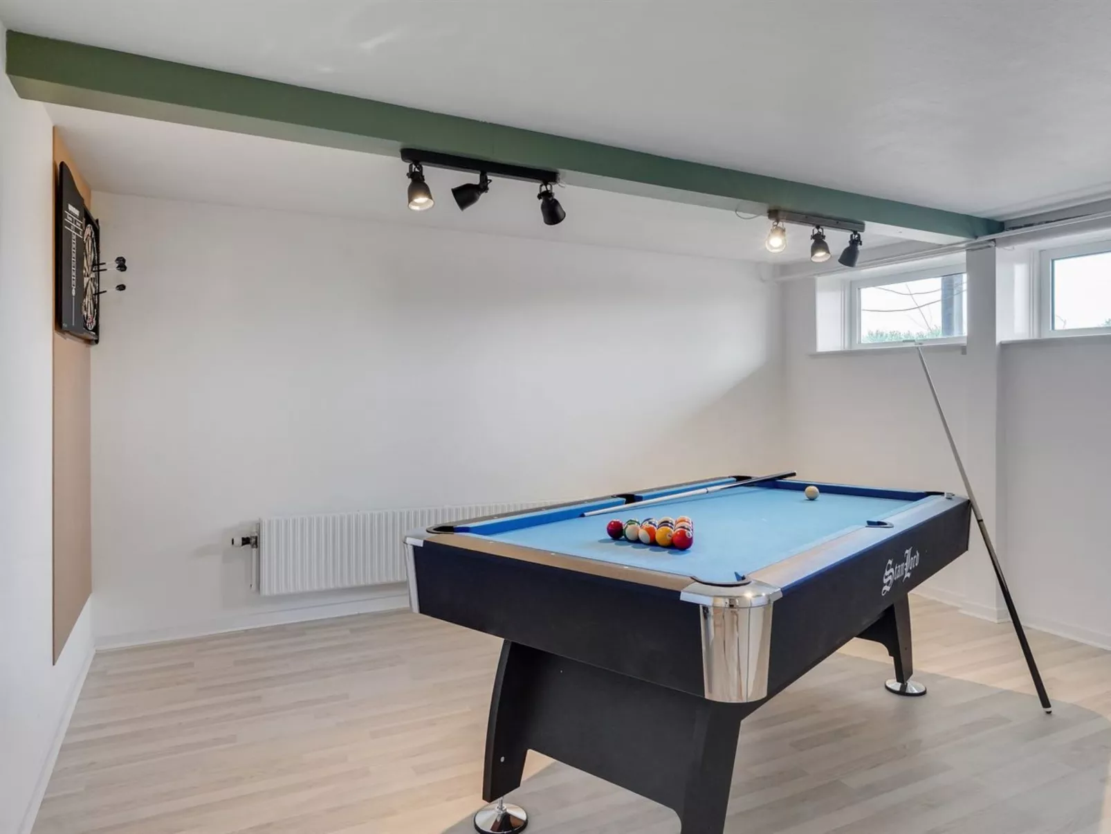 "Auguste" - 1.5km to the fjord-Binnen