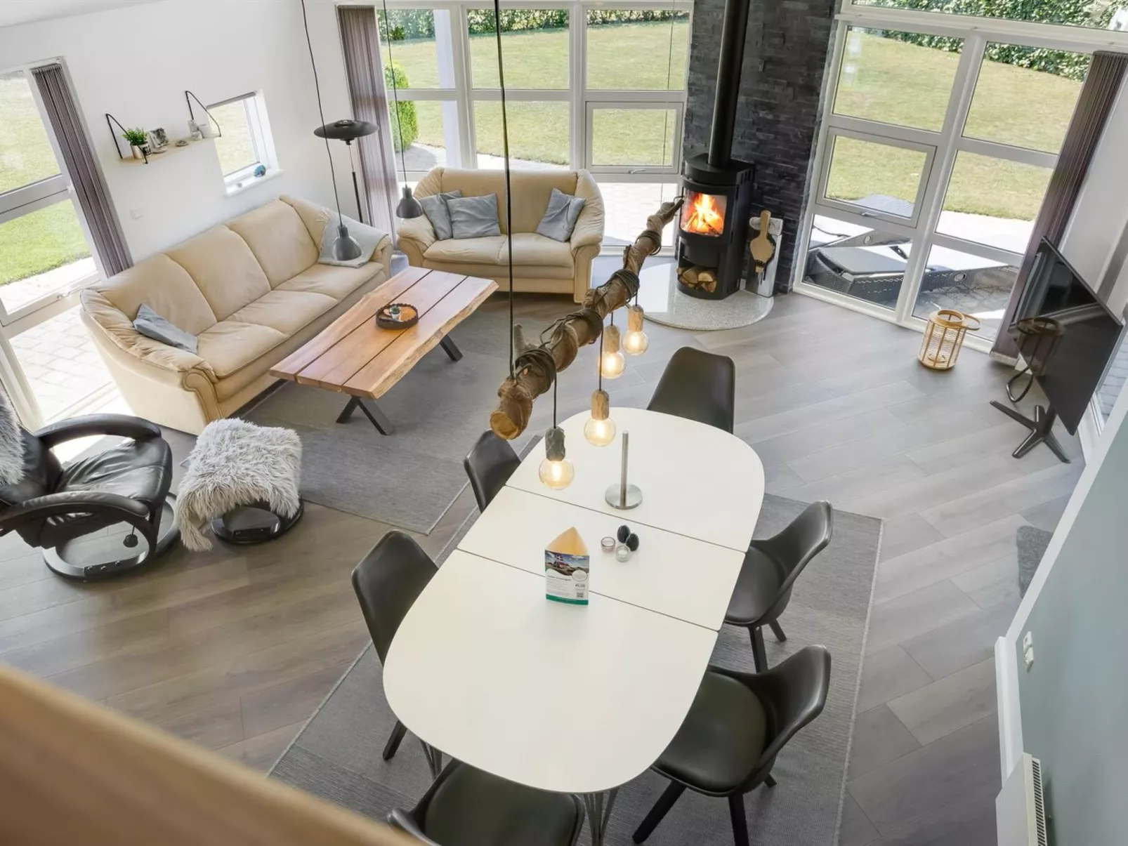 "Toja" - 700m from the sea-Binnen