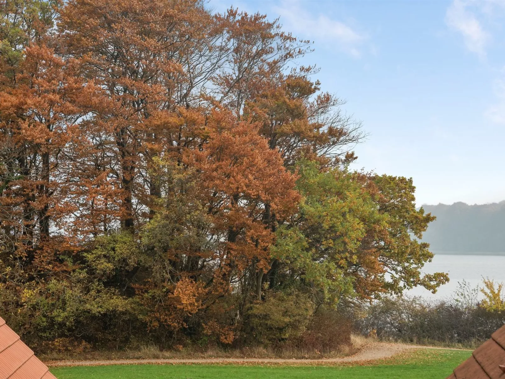 "Babette" - 75m to the fjord-Buiten