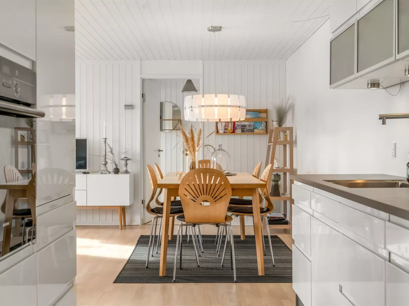 "Tarvo" - 400m from the sea-Binnen