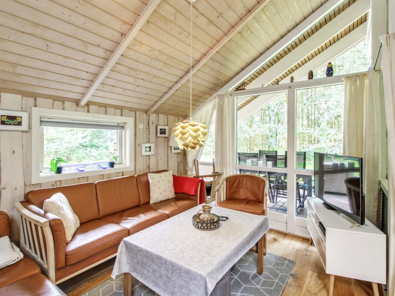 "Ellica" - 50km from the sea-Binnen