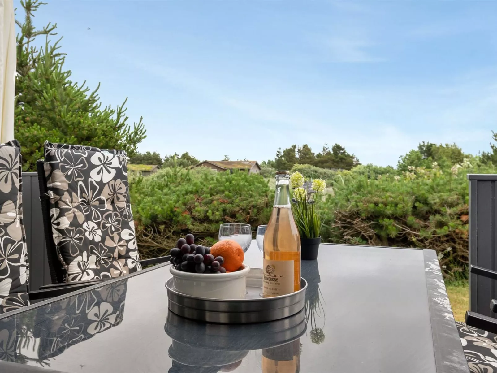 "Bryniulf" - 1.8km from the sea-Buiten