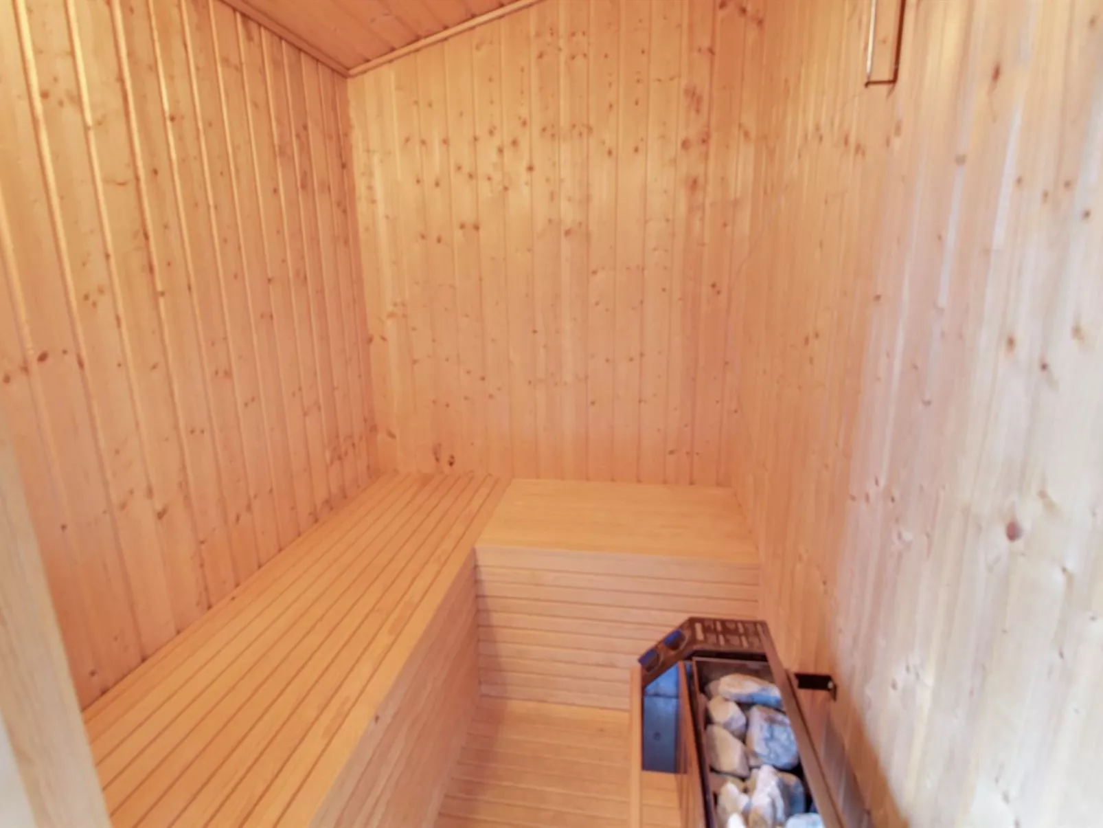 "Andine" - 1.2km from the sea-Binnen