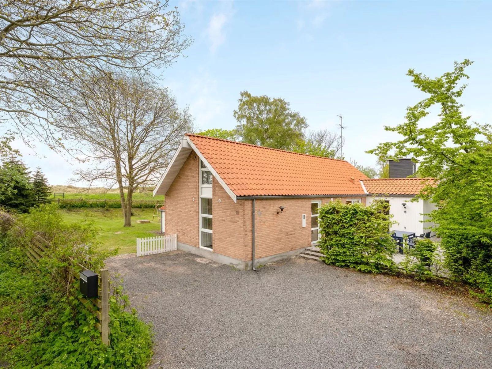 "Marjukka" - 10m from the sea-Buiten