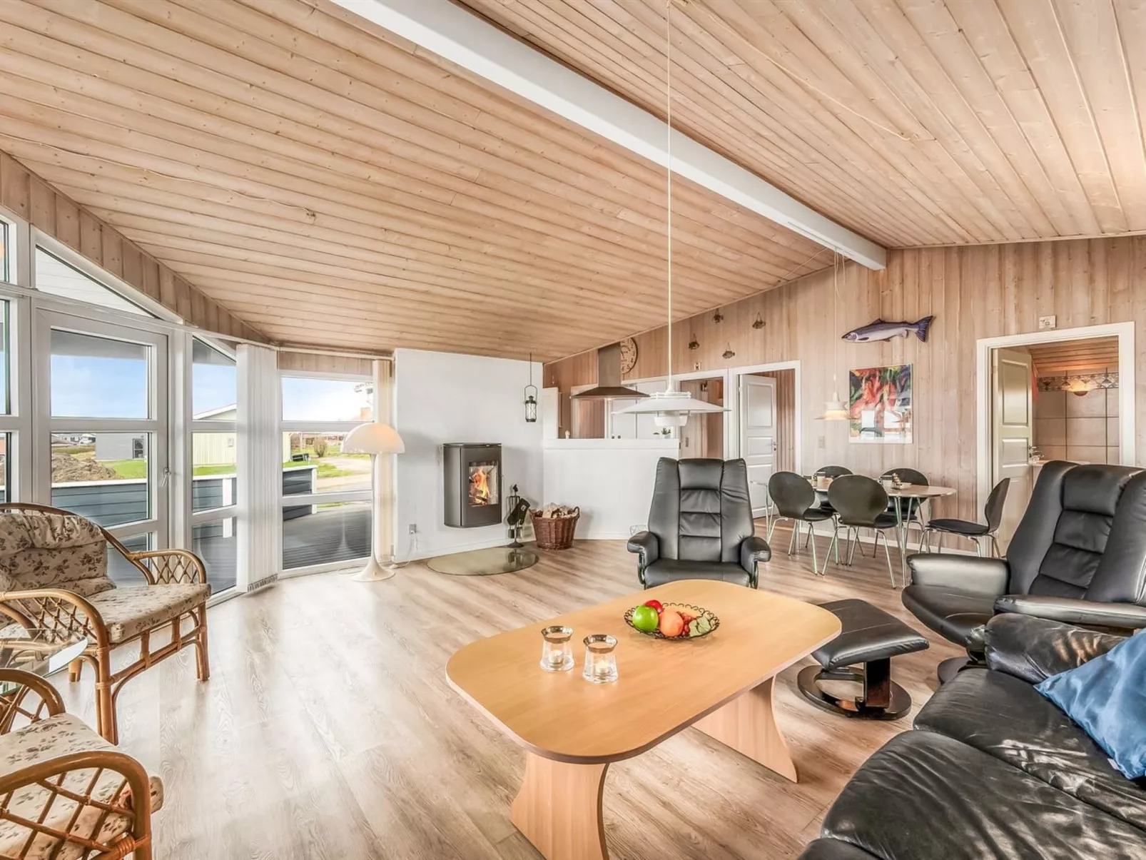 "Loviisa" - 300m to the fjord-Binnen