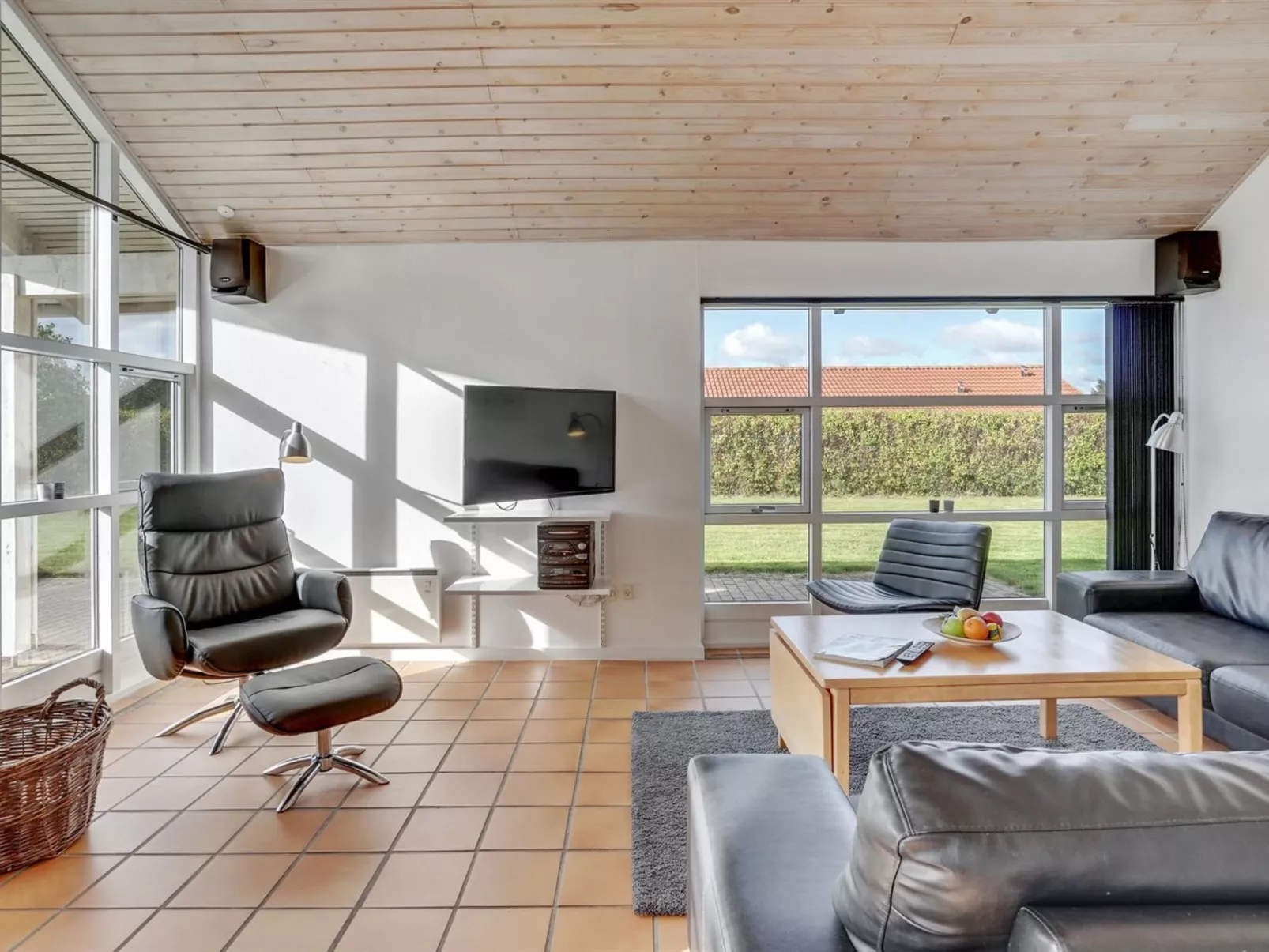 "Wreth" - 300m from the sea-Binnen